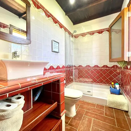 Dom wakacyjny Rural House With Wifi, Private Pool, View Of The Atlantic And Mount Teide