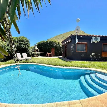Dom wakacyjny Rural House With Wifi, Private Pool, View Of The Atlantic And Mount Teide